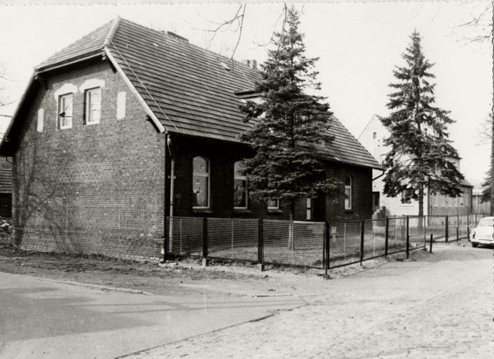 alte Schule in den 1990er Jahren